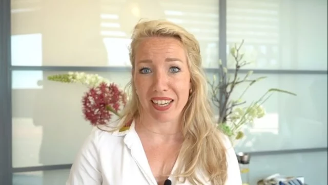 Tip van Femke! Gebruik zinkzalf voor je wondjes 🧴

#clinic #tip #skintip #baby #mom #mommy #mama #amsterdam #amsterdamijburg #huidtherapie #skintherapist #huidverbetering #antiaging